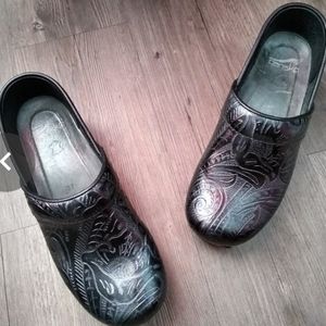 Dansko Professional Clog/Nurses shoe - size 6.5
